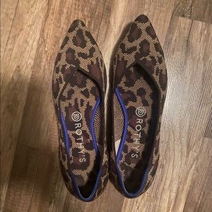 Retired animal print Rothy’s size 8.5